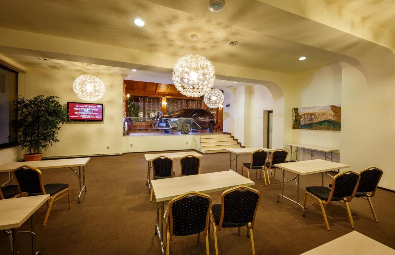 Eden Grand Resort Predeal Εξωτερικό φωτογραφία
